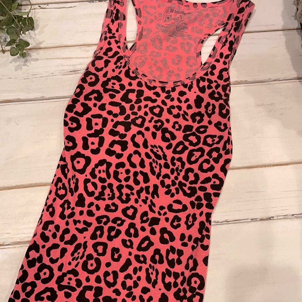 ❤️5 for 25❤️ 🐆💓No Boundaries Razorback Tank-Top/ Size M